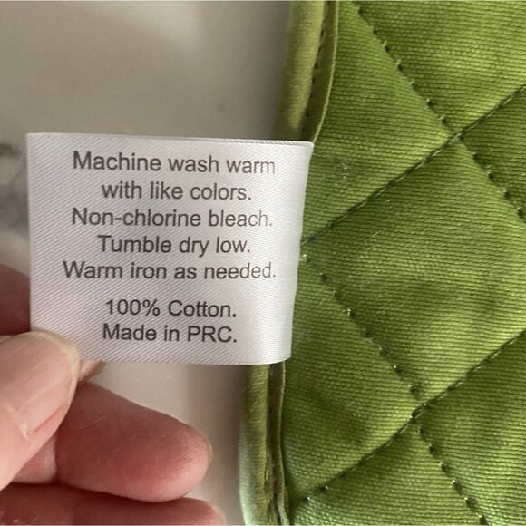 Michel Design Works Matching French Lavender Kitchen Towel & Pot Holder - Picture 5 of 13